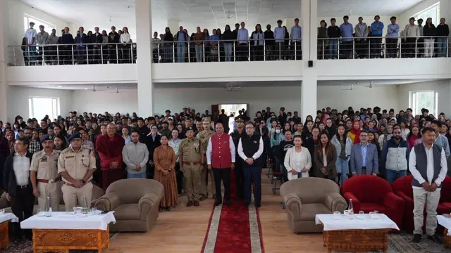 PM मोदी के जन्मदिन पर लद्दाख में LG युवा इंटर्नशिप कार्यक्रम शुरू, 2 हजार युवाओं को मिलेगा सरकारी अनुभव
