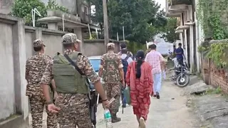 लोहरदगा में सैफ अंसारी और अमन अंसारी के घरों पर छापा मारा। जागरण