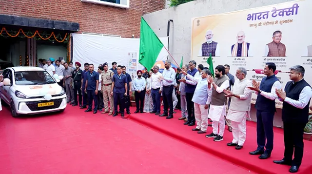 चंडीगढ़ में 'भारत टैक्सी' सेवा की शुरुआत, Ola और Uber बैन के बाद बेहतर विकल्प; पंजाब के तीन शहरों में विस्तार की तैयारी