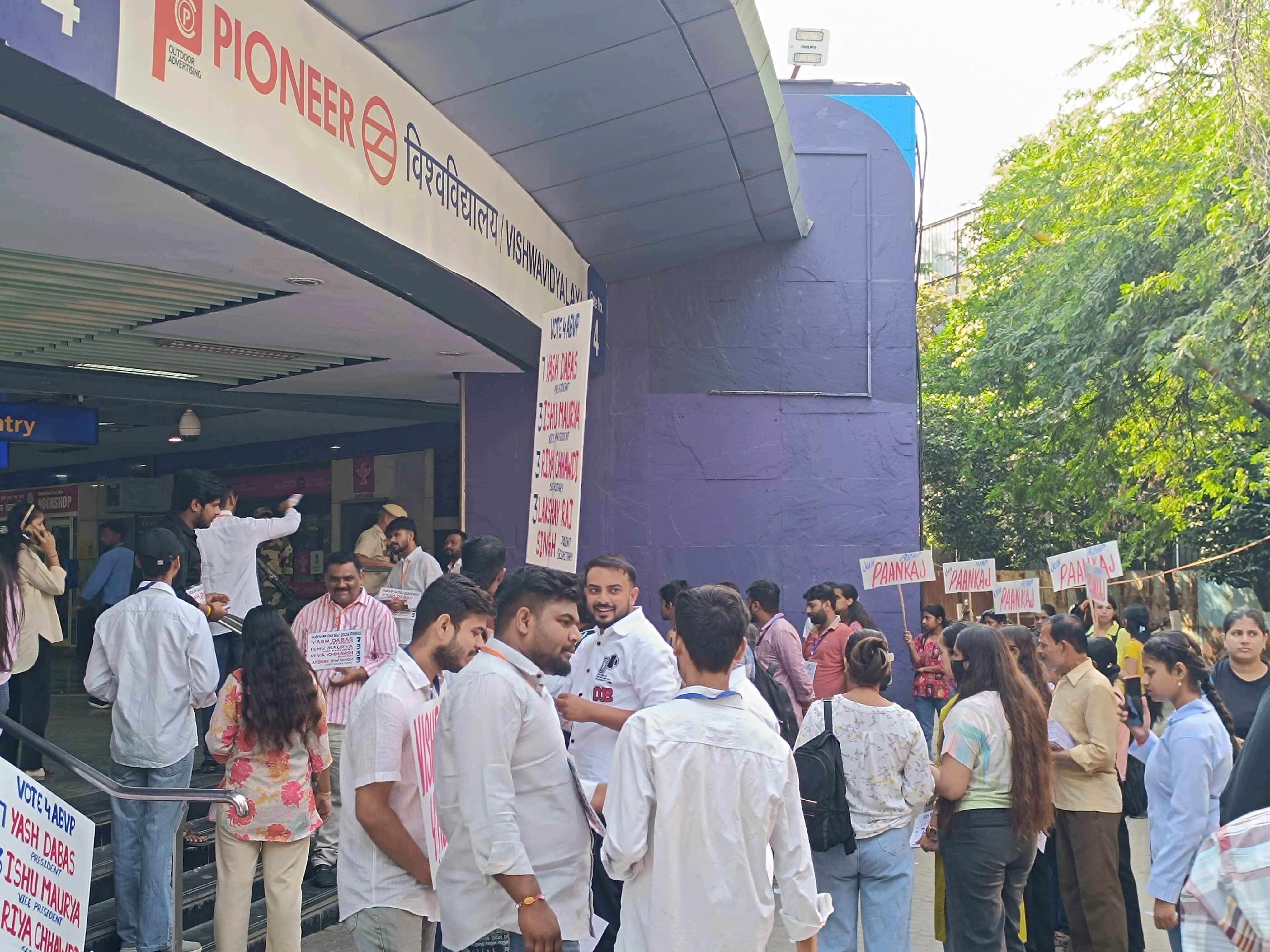 DUSU Voting (1)