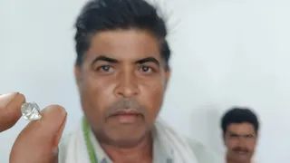 किसान को मिला नायाब हीरा।