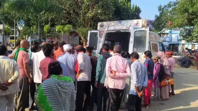 गोपालगंज: NH-27 पर अज्ञात गाड़ी ने ली 2 दोस्तों की जान, महावीरी अखाड़ा से लौटते समय हादसा
