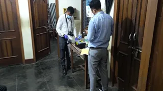 वाराणसी: घसियारी टोला में पवन यादव ने की आत्महत्या, मानसिक बीमारी और पारिवारिक विवाद की आशंका।
