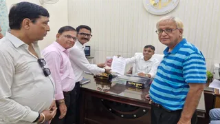 काशी के राजस्व अभिलेखों से हटेंगे औपनिवेशिक नाम, व्यापारियों की पहल।
