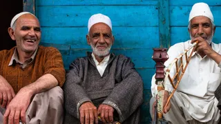 कश्मीर की मेहमाननवाजी ने दिखाई इंसानियत की नई तस्वीर। (फोटो- इंटरनेट मीडिया)