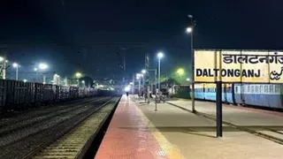 चोपन-मधुपुर के बीच नई एक्सप्रेस ट्रेन को मंजूरी मिली। जागरण