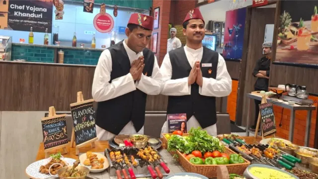 भांग चिकन और झंगोरे की खीर, नोएडा में लें पहाड़ी व्यंजनों का स्वाद; गौर सिटी मॉल में सजा उत्तराखंडी जायका

