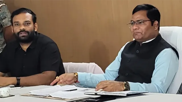 तारापुर में 33 स्थानों पर स्थापित होंगी मां दुर्गा की प्रतिमाएं, DJ पर लगा सख्त बैन
