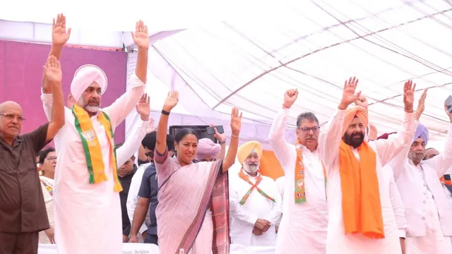 फतेहगढ़ साहिब से भाजपा की नशा मुक्त पंजाब यात्रा का दूसरा चरण शुरू, दिल्ली की CM रेखा गुप्ता ने दिखाई हरी झंडी

