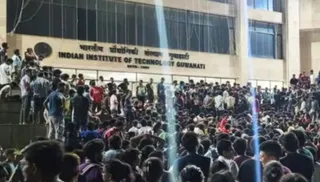 IIT-बॉम्बे छात्र की आत्महत्या मामला।