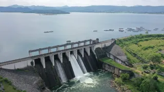 पतरातू डैम के फाटक का मनोरम नजारा। जागरण