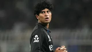रचिन रवींद्र को लगी चोट