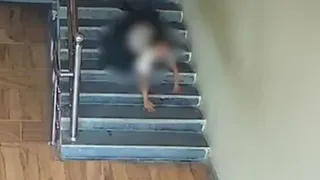 तेलंगाना में सीढ़ियों से गिरने से 9 साल की बच्ची की मौत (फोटो-सोशल मीडिया)