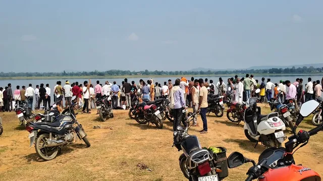 गढ़वा के पनघटवा डैम में नहाने के दौरान चार युवक डूबे, तीन को बचाया; एक अब भी लापता