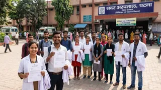 अस्पतालों में खाली जगह भरने पर जोर