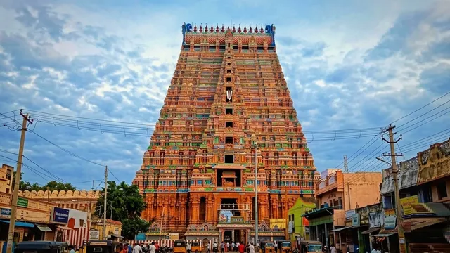 तमिलनाडु में मंदिर की छह एकड़ जमीन हड़पी, DMK नेता समेत छह लोगों के खिलाफ मुकदमा दर्ज - tamil nadu case registered against 6 people including a dmk leader in a temple land scam in tiruchirappalli
