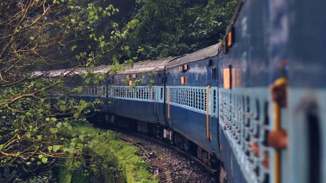 कोडरमा-हजारीबाग समेत झारखंड के यात्रियों को बड़ी सौगात, चोपन-मधुपुर एक्सप्रेस को मिली मंजूरी