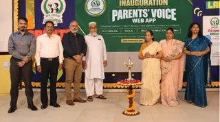 झारखंड में अभिभावकों की आवाज को डिजिटल रूप से व्यवस्थित मंच देने वाला केएसएएमएस का अनूठा प्रयास है।