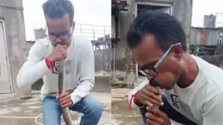 गुजरात के वापी में स्नेक कैचर ने सांप को मुंह से दिया सीपीआर