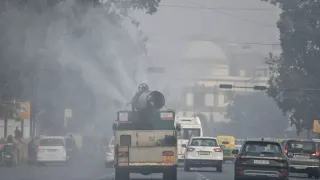 दिल्ली सरकार ने वायु प्रदूषण से निपटने के लिए अपना अभियान तेज कर दिया।