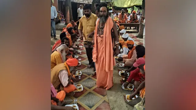 पीलीभीत में बाबा गोपाल पुरी महाराज का विशाल भंडारा, कई राज्यों से पहुंचे साधु-संत

