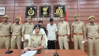 ठगी के गिरोह का सरगना व नर्सिंग छात्र गिरफ्तार।