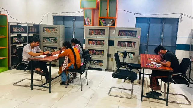 103 लाइब्रेरी में फर्नीचर और पुस्तकें हैं या नहीं, अमरोहा में जांच करेंगे 19 अधिकारी