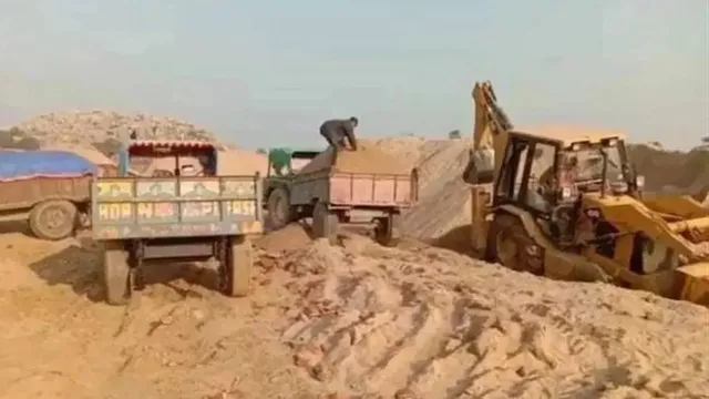 बालू नीलामी की बदली नीति, अब मात्र 12.97 लाख से भाग ले सकेंगे; पलामू में 18 घाट 30 सितंबर को लगेगी बोली
