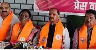 पूर्व मुख्यमंत्री रघुवरदास ने कहा कि नया संशोधन कानून पूरी तरह से झारखंड के हित में है और इससे राज्य को खनिज संपदा से लगभग 30 प्रतिशत अतिरिक्त आर्थिक लाभ प्राप्त होगा।