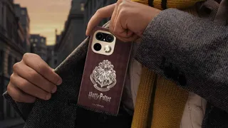 Harry Potter Edition वाला 5G फोन कल होगा लॉन्च, 7000 mAh बैटरी और Hogwarts थीम वाला खास गिफ्ट बॉक्स