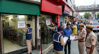 नोएडा में दो फूड रेस्टोरेंट पर लगा तीन लाख का जुर्माना। (एआई जेनरेटेड इमेज)