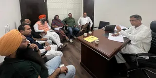 आम आदमी पार्टी की प्री-हाउस बैठक मे लिया गया निर्णय।