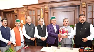 सीएम सुखविन्द्र सिंह सुक्खू शिमला में नए कार्यालय में पहुंचे।