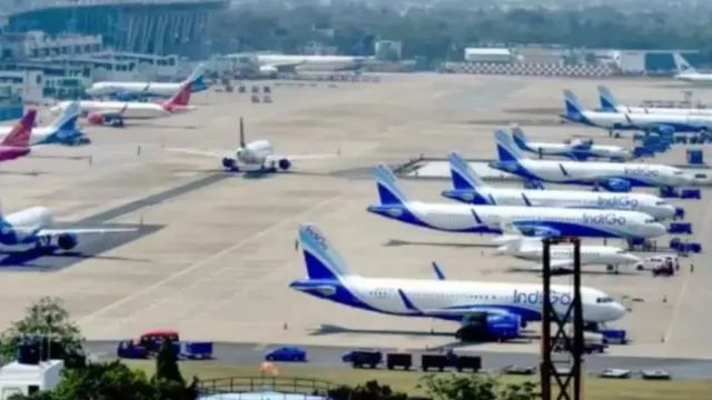 अब कोहरे में नहीं रुकेंगी उड़ानें, दिल्ली एयरपोर्ट का तीसरा रनवे चालू; टैक्सी और होल्डिंग टाइम घटेगा