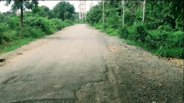 इटावा में सात मीटर चौड़ा होगा लिंक मार्ग, डेढ़- डेढ़ मी. बनेगा फुटपाथ; जमीन अधिग्रहण की तैयारी शुरू
