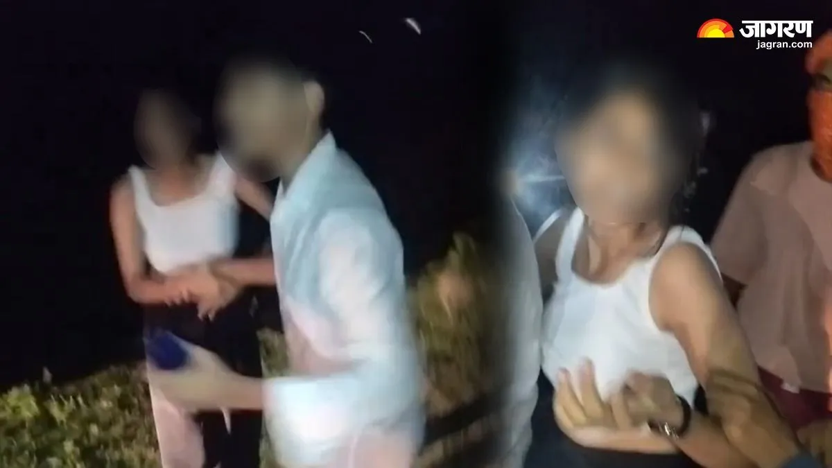 Jamui Viral Video Minors Harassed Police Act on DM Order