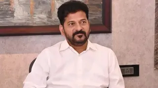 महिला कारोबारी ने सीएम रेवंत रेड्डी के करीबी पर लगया गेस्ट हाउस में बुलाने का आरोप(फाइल फोटो)