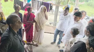 दुख की घड़ी में परिवारों का सहारा बने मोहम्मद अली।