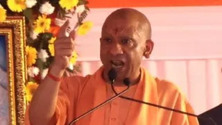 मेरठ में भाजपा के शक्ति केंद्र संयोजक सम्मेलन को सम्बोधित करते मुख्यमंत्री।