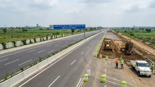 एनएचएआई ने जारी किए हाई-स्पीड कॉरिडोर के लिए नए मानक (यह तस्वीर AI द्वारा जनरेट की गई है।)