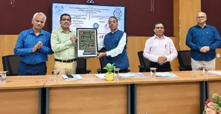 एनआईटी जमशेदपुर में सोमवार को कैपेसिटी बिल्डिंग प्रोग्राम फॉर मास्टर ट्रेनर्स इन आर्टिफिशियल इंटेलिजेंस एंड डिजिटल टेक्नोलॉजी का शुभारंभ हुआ।