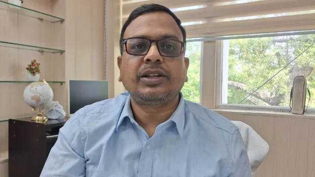 यूपी चुनाव को लेकर इलेक्शन कमीशन सख्त, कानपुर में 72 घंटे में नोडल, जोनल और सेक्टर मजिस्ट्रेट तैनाती के आदेश