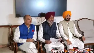 जानकारी देते हुए कैबिनेट मिनिस्टर हरपाल चीमा।