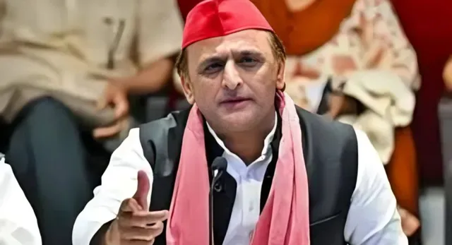 UP के बाद अब उत्तराखंड को फतह करने की तैयारी में अखिलेश, रातों-रात बैठक बुलाकर नेताओं को दिया सीक्रेट टास्क
