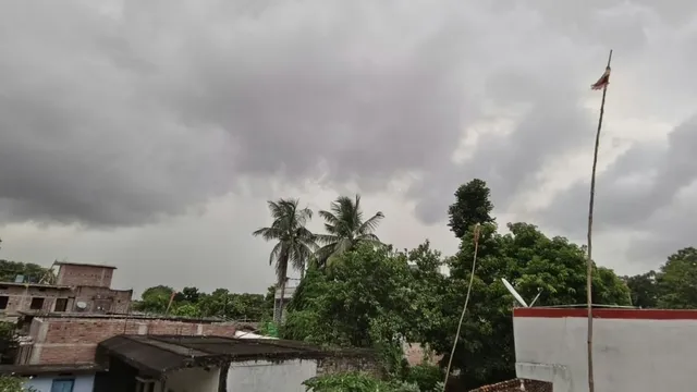 बंगाल की खाड़ी के निम्न दबाव से खगड़िया में 28 सितंबर तक बारिश के आसार; आंधी और वज्रपात को लेकर येलो अलर्ट जारी
