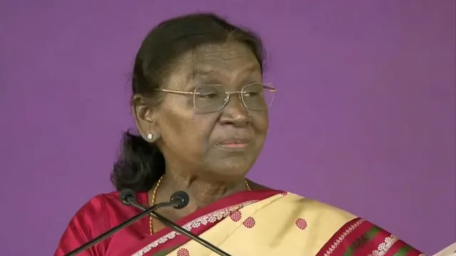 'सच्चा स्टार वही, आपको लोग फॉलो...' एक्टर्स के हानिकारक चीजों के इस्तेमाल पर राष्ट्रपति द्रौपदी मुर्मू की खास अपील