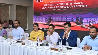 बिहार में निवेश पर हुई सीधी चर्चा