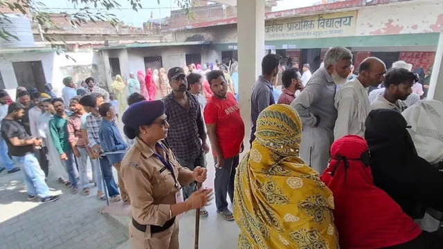 किच्छा और सिरौलीकलां में नगर पालिका चुनाव: मतदाताओं में दिखा जबरदस्त उत्साह, भारी मतदान

