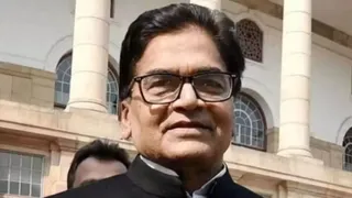 राम गोपाल यादव।
