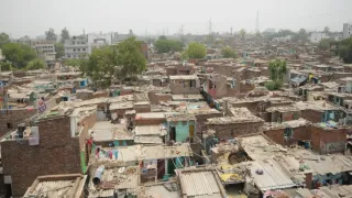 नोएडा के ग्रामीण क्षेत्रों में बनी बहुमंजिला इमारतों की मजबूती परखी जाएगी। प्रतीकात्मक तस्वीर